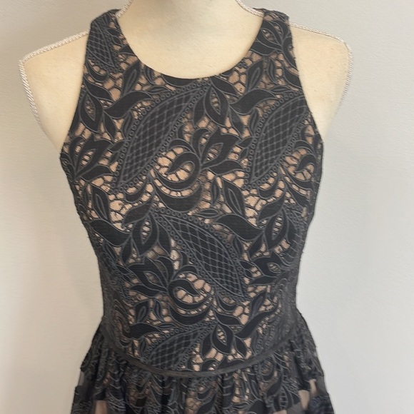 Aidan Mattox - Sleeveless Fit and Flare Cocktail - Picture 3 of 9